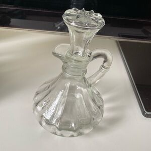Vintage 1940s Anchor Hocking Cruet